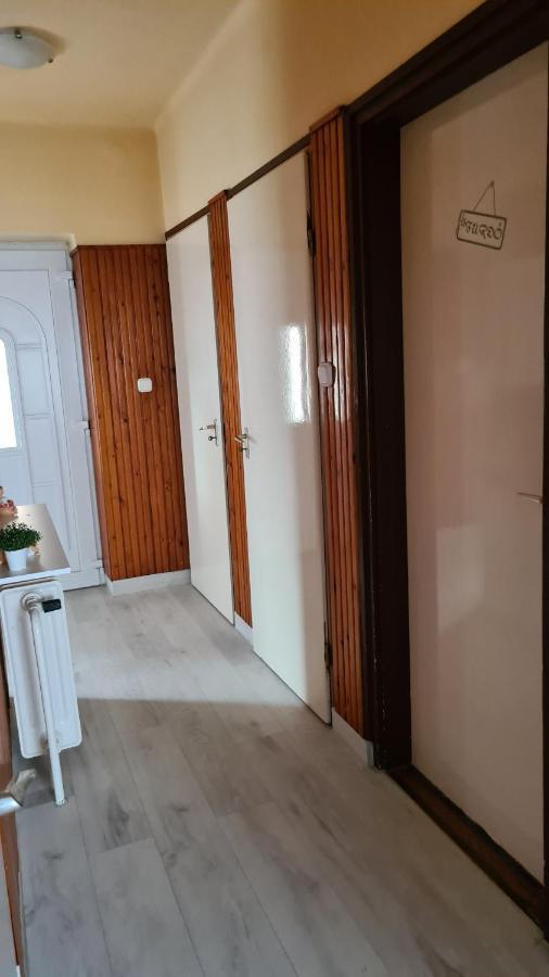 Vitorlas Apartman Sarvar Exterior photo