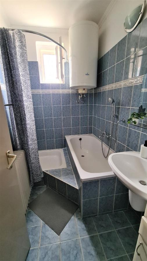 Vitorlas Apartman Sarvar Exterior photo
